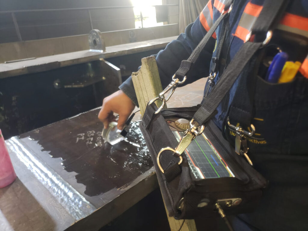 Ensayos de ultrasonido para detección de defectos